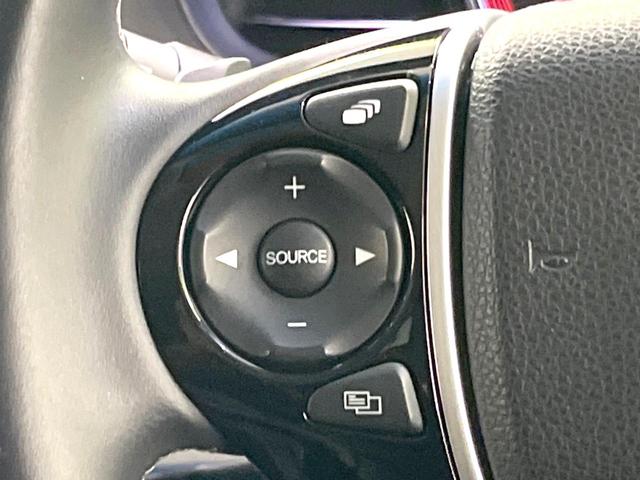 オデッセイ アブソルート・ホンダセンシング 両側電動ドア 純正9型SDナビ 全周囲カメラ 衝突被害軽減システム レーダークルーズ 禁煙車 ハーフレザーシート パワーシート ドラレコ コーナーセンサー スマートキー LEDヘッド ETC2.0(33枚目)