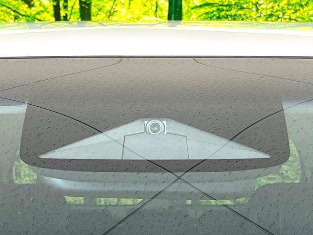 オデッセイハイブリッド e:HEVアブソルート・EX 禁煙車 両側電動ドア 純正11.4型ナビ 全周囲カメラ 衝突被害軽減システム レーダークルーズ BSM 電動リアゲート 黒レザーシート ドラレコ 前席中列シートヒーター パワーシート ビルトインETC(6枚目)