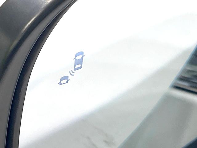 オデッセイハイブリッド e:HEVアブソルート・EX 禁煙車 両側電動ドア 純正11.4型ナビ 全周囲カメラ 衝突被害軽減システム レーダークルーズ BSM 電動リアゲート 黒レザーシート ドラレコ 前席中列シートヒーター パワーシート ビルトインETC(34枚目)