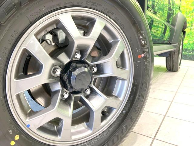 【純正１５インチアルミホイール】外観にマッチした純正アルミホイールを装着しております。各種社外アルミホイールや、スタッドレスタイヤも取扱いしております。是非ご相談ください♪
