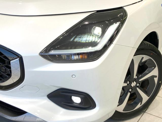 スイフト ハイブリッドＭＺ　禁煙車　純正９型ディスプレイ　バックカメラ　衝突被害軽減システム　レーダークルーズ　ＢＳＭ　前席シートヒーター　ドラレコ　コーナーセンサー　ＬＥＤヘッド　ビルトインＥＴＣ　純正１６インチアルミ（12枚目）