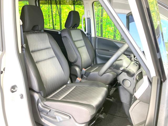 セレナ ハイウェイスターＶ　禁煙車　後期　８型ナビ　プロパイロット　全周囲カメラ　ＢＳＭ　ハンズフリー両側パワスラ　デジタルインナーミラー　リアオートエアコン　電子パーキング　ＥＴＣ　ＬＥＤヘッド　アイドリングストップ（8枚目）