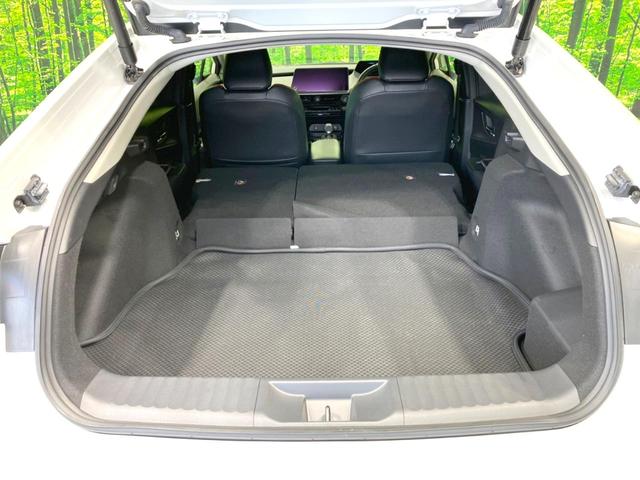 プリウス Ｚ　禁煙車　モデリスタエアロ　１２．３インチディスプレイオーディオ　全周囲カメラ　１００Ｖ電源　衝突被害軽減システム　ステアリングヒーター　電動リアゲート　シートヒーター　シートエアコン　パワーシート（10枚目）