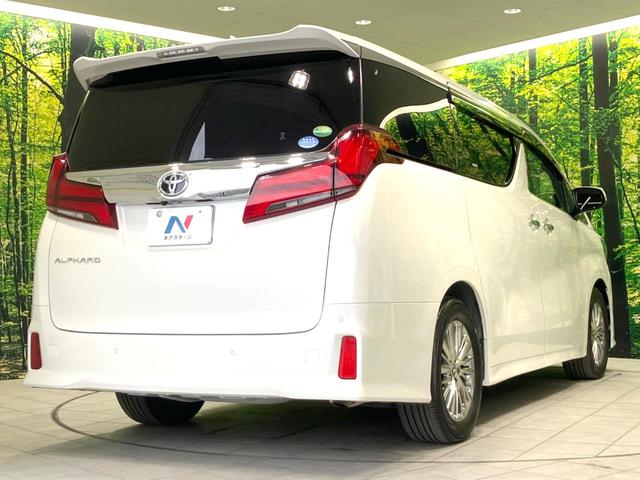 アルファード ２．５Ｓ　Ａパッケージ　後期　メーカー９インチナビ　両側電動ドア　後席モニター　バックカメラ　衝突被害軽減システム　レーダークルーズ　ＢＳＭ　禁煙車　ドラレコ　コーナーセンサー　ＬＥＤヘッド　ＥＴＣ　純正１７インチＡＷ（17枚目）