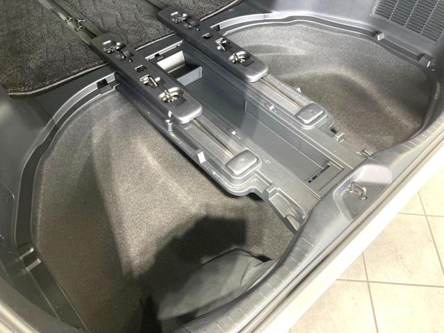 アルファード ２．５Ｓ　Ａパッケージ　後期　メーカー９インチナビ　両側電動ドア　後席モニター　バックカメラ　衝突被害軽減システム　レーダークルーズ　ＢＳＭ　禁煙車　ドラレコ　コーナーセンサー　ＬＥＤヘッド　ＥＴＣ　純正１７インチＡＷ（54枚目）