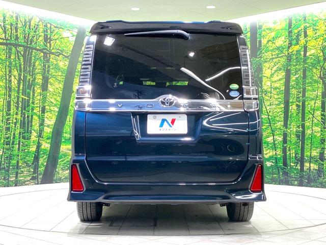 ヴォクシー ＺＳ　煌　純正１０型ナビ　両側電動ドア　後席モニター　バックカメラ　衝突被害軽減システム　禁煙車　コーナーセンサー　スマートキー　ＬＥＤヘッド　ＥＴＣ　クルコン　純正１６インチアルミ　オートハイビーム（16枚目）