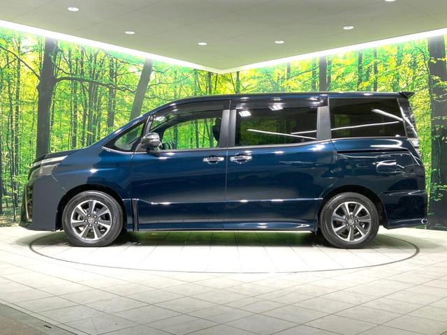 ヴォクシー ＺＳ　煌　純正１０型ナビ　両側電動ドア　後席モニター　バックカメラ　衝突被害軽減システム　禁煙車　コーナーセンサー　スマートキー　ＬＥＤヘッド　ＥＴＣ　クルコン　純正１６インチアルミ　オートハイビーム（68枚目）
