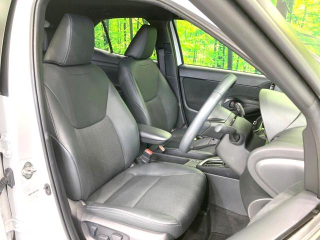 ヤリスクロス ハイブリッドＺ　純正８インチディスプレイオーディオ　全周囲カメラ　衝突被害軽減システム　レーダークルーズ　禁煙車　パワーシート　ドラレコ　スマートキー　ＬＥＤヘッド　ビルトインＥＴＣ　純正１８インチアルミ（8枚目）