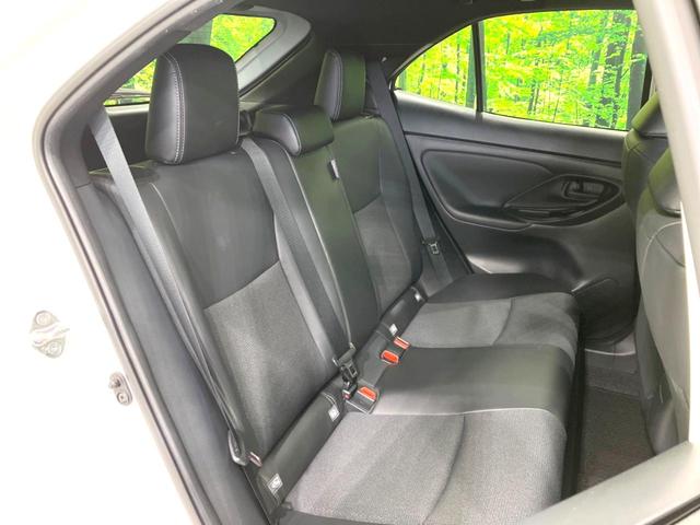 ヤリスクロス ハイブリッドＺ　純正８インチディスプレイオーディオ　全周囲カメラ　衝突被害軽減システム　レーダークルーズ　禁煙車　パワーシート　ドラレコ　スマートキー　ＬＥＤヘッド　ビルトインＥＴＣ　純正１８インチアルミ（9枚目）