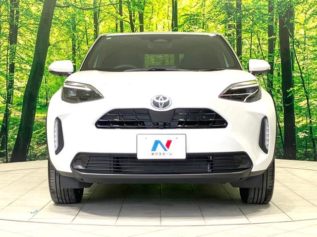 ヤリスクロス ハイブリッドＺ　純正８インチディスプレイオーディオ　全周囲カメラ　衝突被害軽減システム　レーダークルーズ　禁煙車　パワーシート　ドラレコ　スマートキー　ＬＥＤヘッド　ビルトインＥＴＣ　純正１８インチアルミ（14枚目）