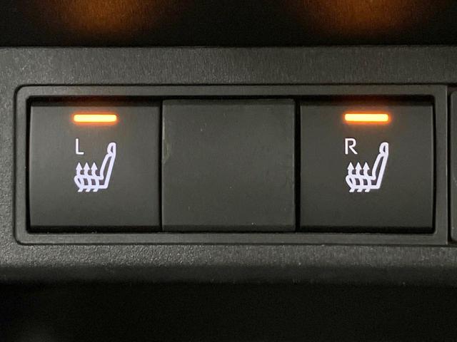 ヤリスクロス ハイブリッドＺ　純正８インチディスプレイオーディオ　全周囲カメラ　衝突被害軽減システム　レーダークルーズ　禁煙車　パワーシート　ドラレコ　スマートキー　ＬＥＤヘッド　ビルトインＥＴＣ　純正１８インチアルミ（33枚目）