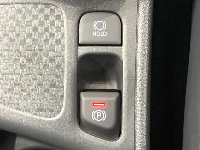 ヤリスクロス ハイブリッドＺ　純正８インチディスプレイオーディオ　全周囲カメラ　衝突被害軽減システム　レーダークルーズ　禁煙車　パワーシート　ドラレコ　スマートキー　ＬＥＤヘッド　ビルトインＥＴＣ　純正１８インチアルミ（39枚目）