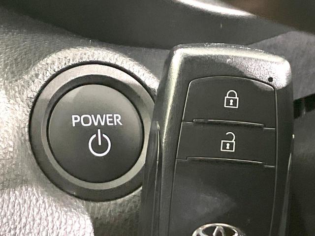 ヤリスクロス ハイブリッドＺ　純正８インチディスプレイオーディオ　全周囲カメラ　衝突被害軽減システム　レーダークルーズ　禁煙車　パワーシート　ドラレコ　スマートキー　ＬＥＤヘッド　ビルトインＥＴＣ　純正１８インチアルミ（45枚目）