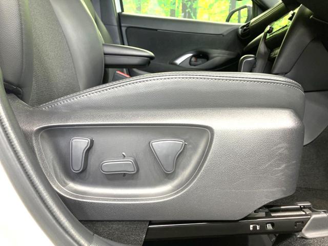 ヤリスクロス ハイブリッドＺ　純正８インチディスプレイオーディオ　全周囲カメラ　衝突被害軽減システム　レーダークルーズ　禁煙車　パワーシート　ドラレコ　スマートキー　ＬＥＤヘッド　ビルトインＥＴＣ　純正１８インチアルミ（58枚目）