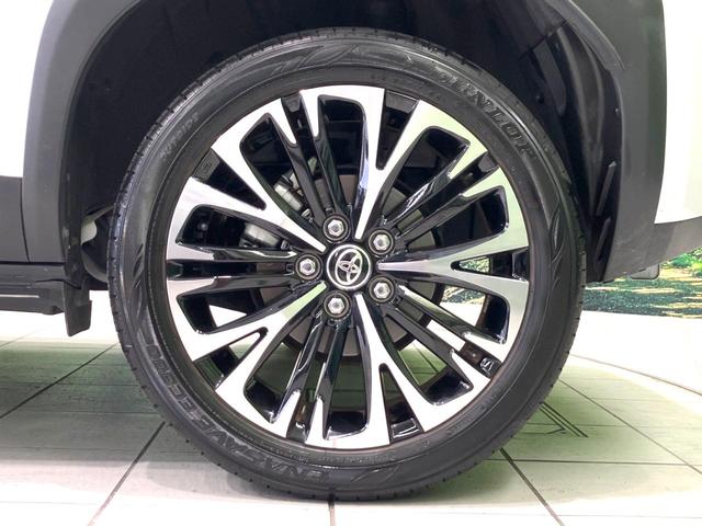 ヤリスクロス ハイブリッドＺ　純正８インチディスプレイオーディオ　全周囲カメラ　衝突被害軽減システム　レーダークルーズ　禁煙車　パワーシート　ドラレコ　スマートキー　ＬＥＤヘッド　ビルトインＥＴＣ　純正１８インチアルミ（62枚目）