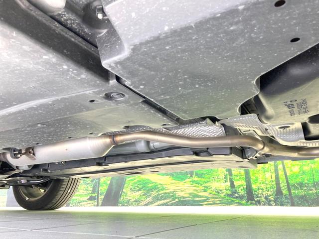 ヤリスクロス ハイブリッドＺ　純正８インチディスプレイオーディオ　全周囲カメラ　衝突被害軽減システム　レーダークルーズ　禁煙車　パワーシート　ドラレコ　スマートキー　ＬＥＤヘッド　ビルトインＥＴＣ　純正１８インチアルミ（69枚目）