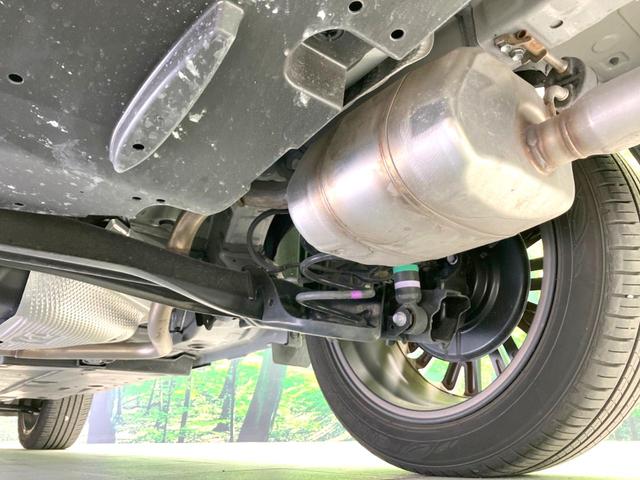 ヤリスクロス ハイブリッドＺ　純正８インチディスプレイオーディオ　全周囲カメラ　衝突被害軽減システム　レーダークルーズ　禁煙車　パワーシート　ドラレコ　スマートキー　ＬＥＤヘッド　ビルトインＥＴＣ　純正１８インチアルミ（70枚目）