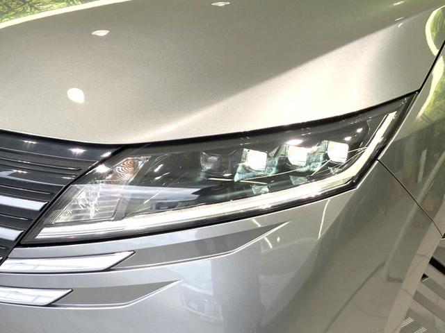 ノート Ｘ　純正９インチナビ　全周囲カメラ　衝突被害軽減システム　禁煙車　ドラレコ　コーナーセンサー　スマートキー　ＬＥＤヘッド　ビルトインＥＴＣ　オートライト　オートエアコン　Ｂｌｕｅｔｏｏｔｈ　地デジ（12枚目）