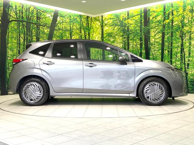 ノート Ｘ　純正９インチナビ　全周囲カメラ　衝突被害軽減システム　禁煙車　ドラレコ　コーナーセンサー　スマートキー　ＬＥＤヘッド　ビルトインＥＴＣ　オートライト　オートエアコン　Ｂｌｕｅｔｏｏｔｈ　地デジ（64枚目）