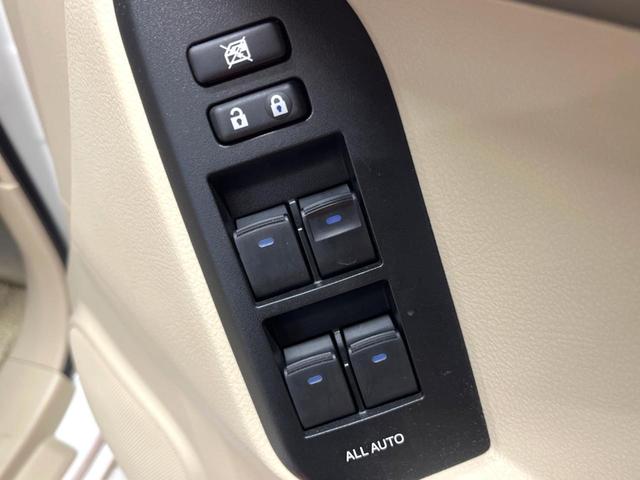 ランドクルーザープラド TX Lパッケージ マットブラックエディション 禁煙車 サンルーフ 後席モニター BIG-X9型ナビフルセグ 7人乗 レーダークルーズ 衝突警報装置 オートハイビーム シートベンチレーション パワーシート 横滑り防止 Bluetooth ETC(28枚目)