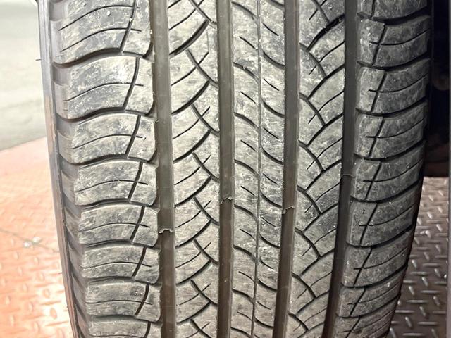 ランドクルーザープラド TX Lパッケージ マットブラックエディション 禁煙車 サンルーフ 後席モニター BIG-X9型ナビフルセグ 7人乗 レーダークルーズ 衝突警報装置 オートハイビーム シートベンチレーション パワーシート 横滑り防止 Bluetooth ETC(70枚目)