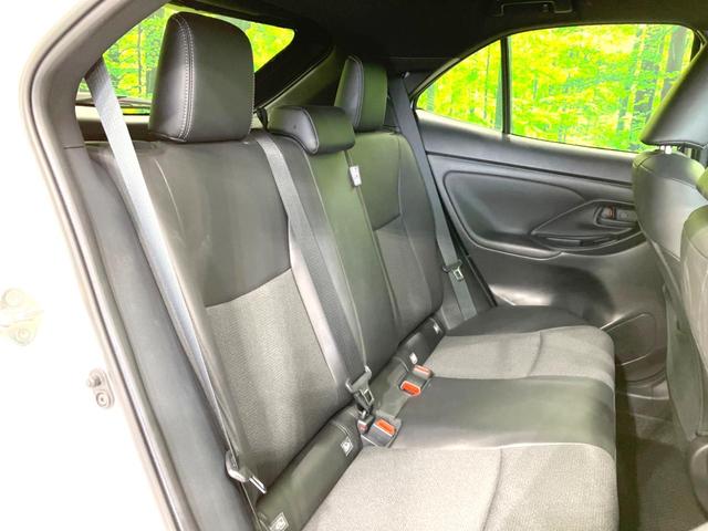 ヤリスクロス Ｚ　禁煙車　ディスプレイオーディオプラス　全周囲カメラ　レーダークルーズ　ハーフレザーシート　パワーシート　ドラレコ　コーナーセンサー　スマートキー　ＬＥＤヘッド　ビルトインＥＴＣ　純正１８インチアルミ（9枚目）