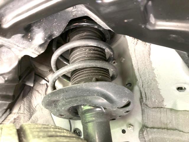 ヤリスクロス Ｚ　禁煙車　ディスプレイオーディオプラス　全周囲カメラ　レーダークルーズ　ハーフレザーシート　パワーシート　ドラレコ　コーナーセンサー　スマートキー　ＬＥＤヘッド　ビルトインＥＴＣ　純正１８インチアルミ（20枚目）