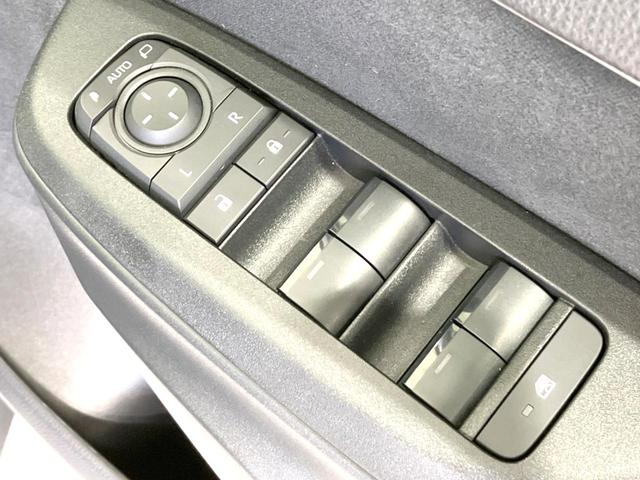 ヤリスクロス Ｚ　禁煙車　ディスプレイオーディオプラス　全周囲カメラ　レーダークルーズ　ハーフレザーシート　パワーシート　ドラレコ　コーナーセンサー　スマートキー　ＬＥＤヘッド　ビルトインＥＴＣ　純正１８インチアルミ（31枚目）