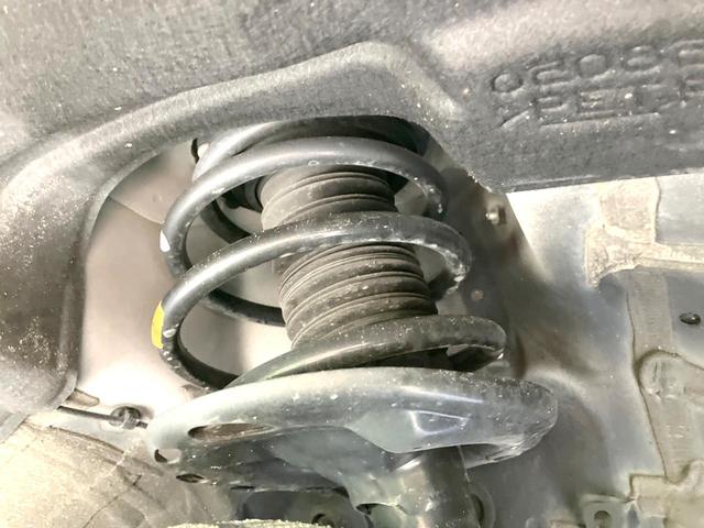 アルファード 2.5S Cパッケージ 禁煙車 サンルーフ 両側電動ドア 純正9インチナビ 後席モニター パワーバックドア バックカメラ レーダークルーズ オットマン BSM シートヒーター シートベンチレーション ステアリングヒーター(21枚目)