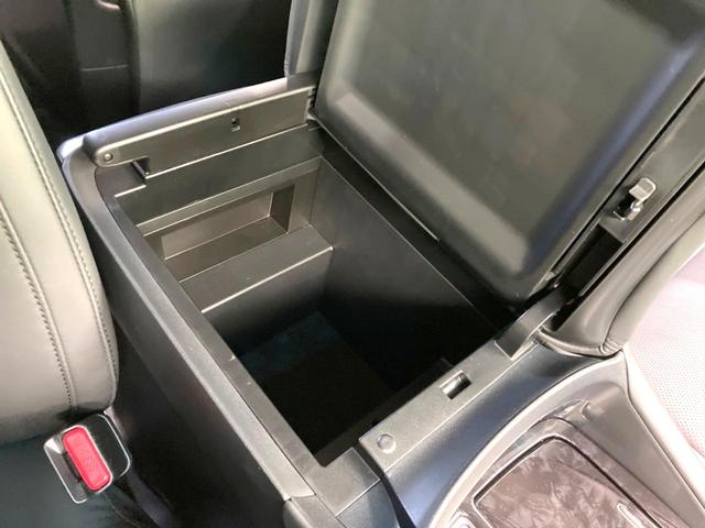 アルファード 2.5S Cパッケージ 禁煙車 サンルーフ 両側電動ドア 純正9インチナビ 後席モニター パワーバックドア バックカメラ レーダークルーズ オットマン BSM シートヒーター シートベンチレーション ステアリングヒーター(56枚目)