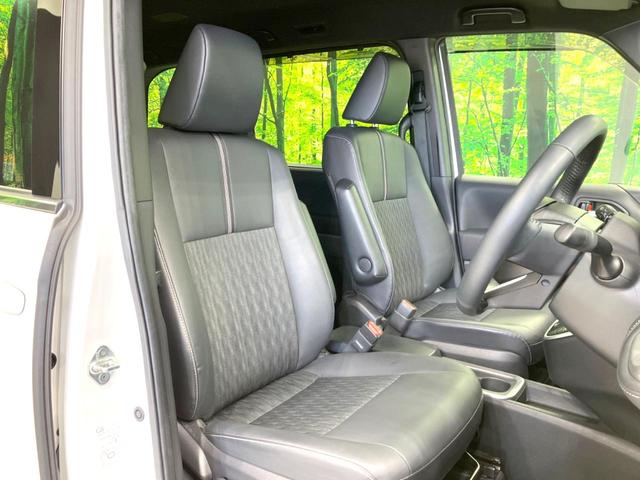 ノア ハイブリッドS-Z 快適利便PKG 三眼LED BSM 純正10.5型ディスプレイオーディオ デジタルインナーミラー 両側電動ドア バックカメラ 100V電源 衝突被害軽減システム レーダークルーズ 禁煙車 ドラレコ(10枚目)