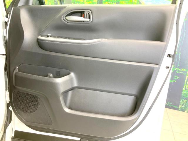 ノア ハイブリッドS-Z 快適利便PKG 三眼LED BSM 純正10.5型ディスプレイオーディオ デジタルインナーミラー 両側電動ドア バックカメラ 100V電源 衝突被害軽減システム レーダークルーズ 禁煙車 ドラレコ(41枚目)
