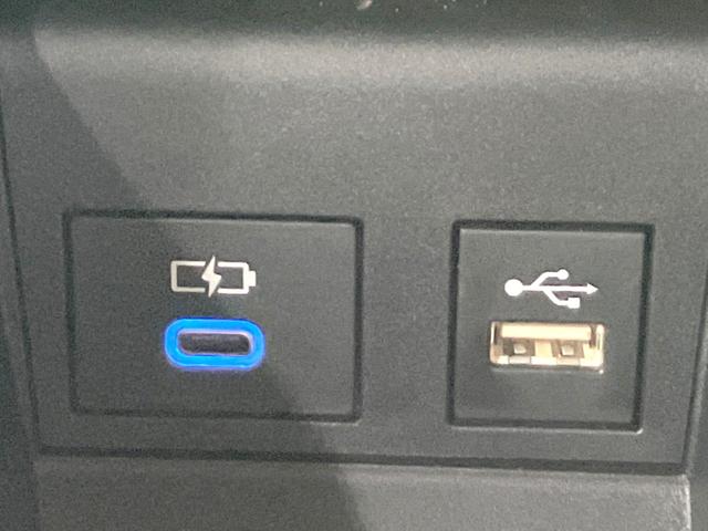 ノア ハイブリッドS-Z 快適利便PKG 三眼LED BSM 純正10.5型ディスプレイオーディオ デジタルインナーミラー 両側電動ドア バックカメラ 100V電源 衝突被害軽減システム レーダークルーズ 禁煙車 ドラレコ(61枚目)