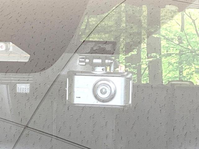 ノア ハイブリッドS-Z 快適利便PKG 三眼LED BSM 純正10.5型ディスプレイオーディオ デジタルインナーミラー 両側電動ドア バックカメラ 100V電源 衝突被害軽減システム レーダークルーズ 禁煙車 ドラレコ(68枚目)