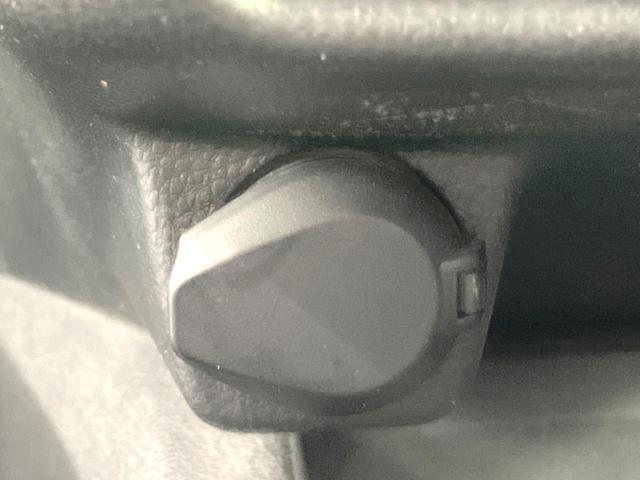 ノア ハイブリッドS-Z 快適利便PKG 三眼LED BSM 純正10.5型ディスプレイオーディオ デジタルインナーミラー 両側電動ドア バックカメラ 100V電源 衝突被害軽減システム レーダークルーズ 禁煙車 ドラレコ(75枚目)