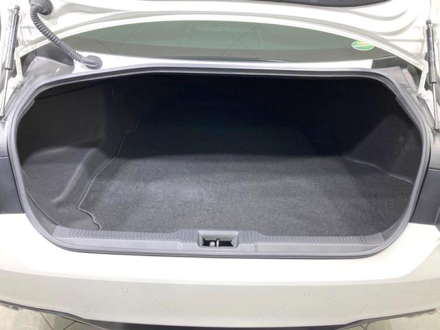 クラウンハイブリッド ＲＳアドバンス　禁煙車　純正１２．３インチナビ　全周囲カメラ　アクセサリーコンセント　スーパーライブサウンドシステム　ブラックレザーシート　衝突被害軽減システム　パワーシートコーナーセンサー　ビルトインＥＴＣ（10枚目）