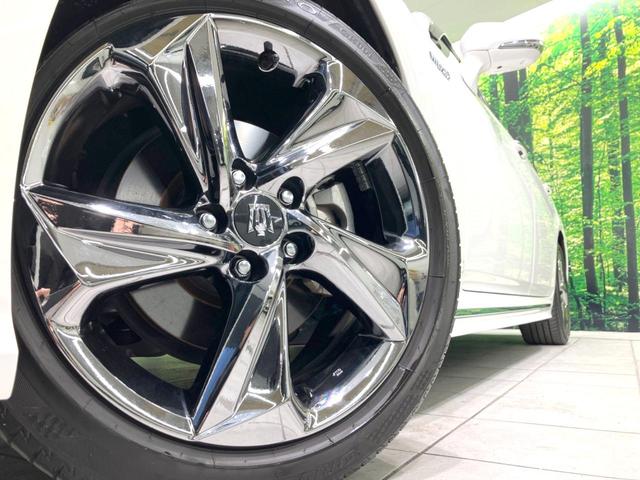 クラウンハイブリッド ＲＳアドバンス　禁煙車　純正１２．３インチナビ　全周囲カメラ　アクセサリーコンセント　スーパーライブサウンドシステム　ブラックレザーシート　衝突被害軽減システム　パワーシートコーナーセンサー　ビルトインＥＴＣ（12枚目）