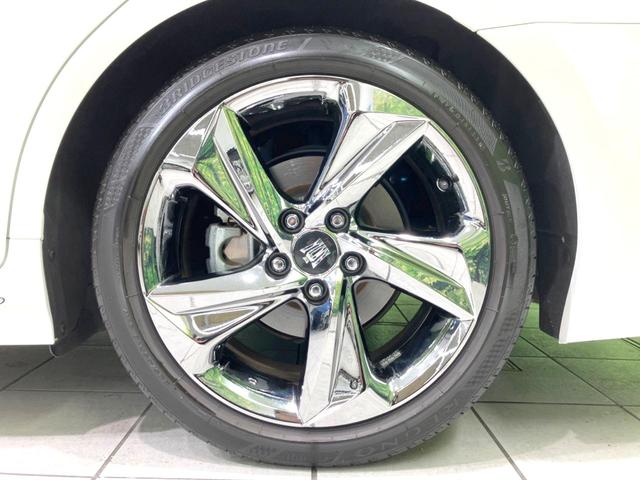クラウンハイブリッド ＲＳアドバンス　禁煙車　純正１２．３インチナビ　全周囲カメラ　アクセサリーコンセント　スーパーライブサウンドシステム　ブラックレザーシート　衝突被害軽減システム　パワーシートコーナーセンサー　ビルトインＥＴＣ（25枚目）