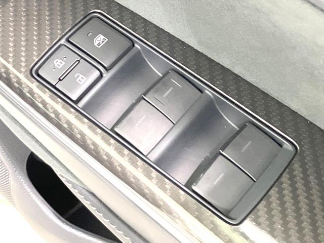 クラウンハイブリッド ＲＳアドバンス　禁煙車　純正１２．３インチナビ　全周囲カメラ　アクセサリーコンセント　スーパーライブサウンドシステム　ブラックレザーシート　衝突被害軽減システム　パワーシートコーナーセンサー　ビルトインＥＴＣ（63枚目）