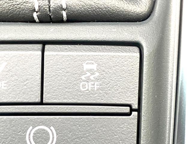 クラウンハイブリッド ＲＳアドバンス　禁煙車　純正１２．３インチナビ　全周囲カメラ　アクセサリーコンセント　スーパーライブサウンドシステム　ブラックレザーシート　衝突被害軽減システム　パワーシートコーナーセンサー　ビルトインＥＴＣ（73枚目）