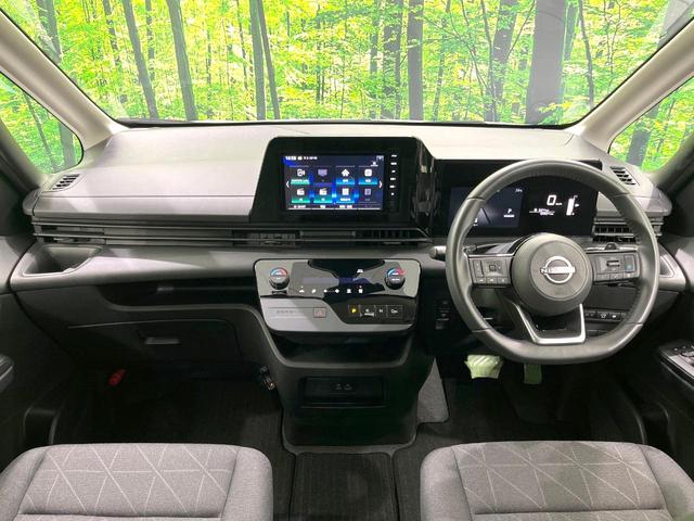 セレナ X 禁煙車 純正9インチナビ 全周囲カメラ 衝突被害軽減システム プロパイロット デジタルインナーミラー ドラレコ LEDヘッド ETC オートハイビーム 車線逸脱警報 デュアルエアコン オートエアコン(2枚目)