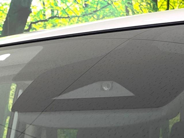 セレナ X 禁煙車 純正9インチナビ 全周囲カメラ 衝突被害軽減システム プロパイロット デジタルインナーミラー ドラレコ LEDヘッド ETC オートハイビーム 車線逸脱警報 デュアルエアコン オートエアコン(5枚目)