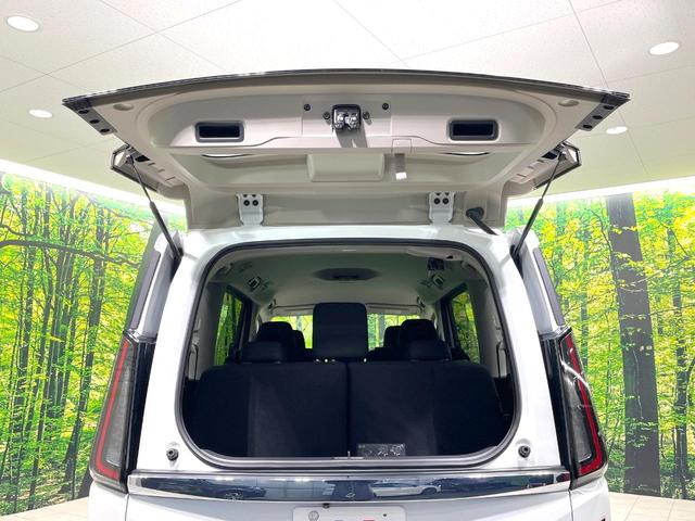 セレナ X 禁煙車 純正9インチナビ 全周囲カメラ 衝突被害軽減システム プロパイロット デジタルインナーミラー ドラレコ LEDヘッド ETC オートハイビーム 車線逸脱警報 デュアルエアコン オートエアコン(51枚目)