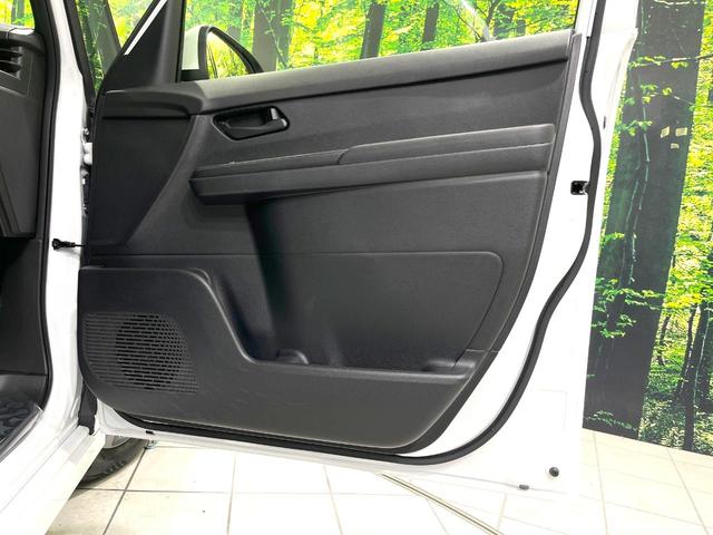 セレナ X 禁煙車 純正9インチナビ 全周囲カメラ 衝突被害軽減システム プロパイロット デジタルインナーミラー ドラレコ LEDヘッド ETC オートハイビーム 車線逸脱警報 デュアルエアコン オートエアコン(56枚目)