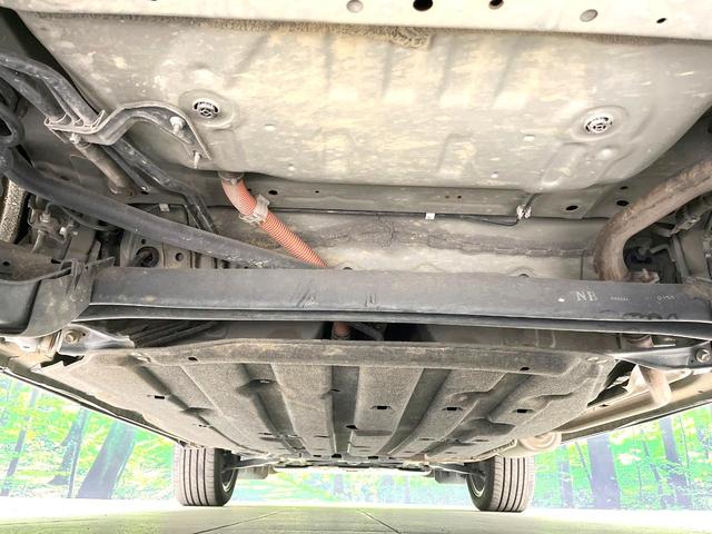 ヴェゼル ｅ：ＨＥＶ　Ｚ　禁煙車　純正９型ナビ　バックカメラ　衝突被害軽減システム　電動リアゲート　ハーフレザーシート　コーナーセンサー　スマートキー　ＬＥＤヘッド　ビルトインＥＴＣ　純正１８インチアルミ　車線逸脱警報（20枚目）