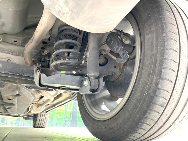 ヴェゼル ｅ：ＨＥＶ　Ｚ　禁煙車　純正９型ナビ　バックカメラ　衝突被害軽減システム　電動リアゲート　ハーフレザーシート　コーナーセンサー　スマートキー　ＬＥＤヘッド　ビルトインＥＴＣ　純正１８インチアルミ　車線逸脱警報（21枚目）