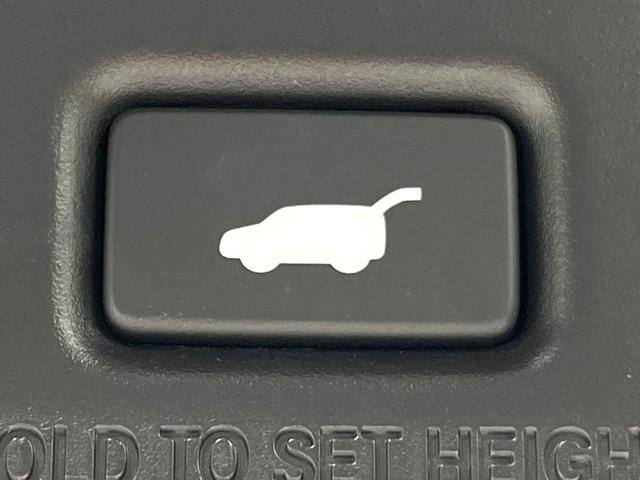 ヴェゼル ｅ：ＨＥＶ　Ｚ　禁煙車　純正９型ナビ　バックカメラ　衝突被害軽減システム　電動リアゲート　ハーフレザーシート　コーナーセンサー　スマートキー　ＬＥＤヘッド　ビルトインＥＴＣ　純正１８インチアルミ　車線逸脱警報（28枚目）