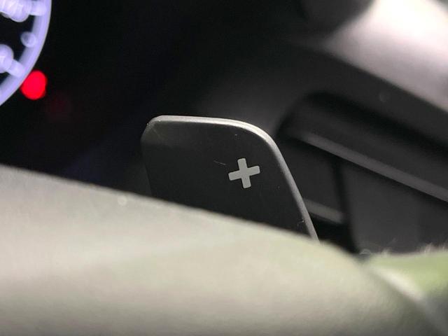 ヴェゼル ｅ：ＨＥＶ　Ｚ　禁煙車　純正９型ナビ　バックカメラ　衝突被害軽減システム　電動リアゲート　ハーフレザーシート　コーナーセンサー　スマートキー　ＬＥＤヘッド　ビルトインＥＴＣ　純正１８インチアルミ　車線逸脱警報（43枚目）