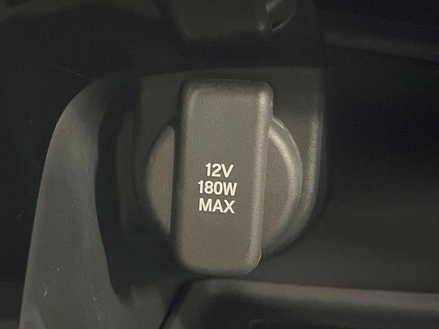 ヴェゼル ｅ：ＨＥＶ　Ｚ　禁煙車　純正９型ナビ　バックカメラ　衝突被害軽減システム　電動リアゲート　ハーフレザーシート　コーナーセンサー　スマートキー　ＬＥＤヘッド　ビルトインＥＴＣ　純正１８インチアルミ　車線逸脱警報（57枚目）