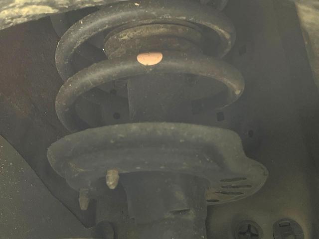 ヴェゼル ｅ：ＨＥＶ　Ｚ　禁煙車　純正９型ナビ　バックカメラ　衝突被害軽減システム　電動リアゲート　ハーフレザーシート　コーナーセンサー　スマートキー　ＬＥＤヘッド　ビルトインＥＴＣ　純正１８インチアルミ　車線逸脱警報（70枚目）